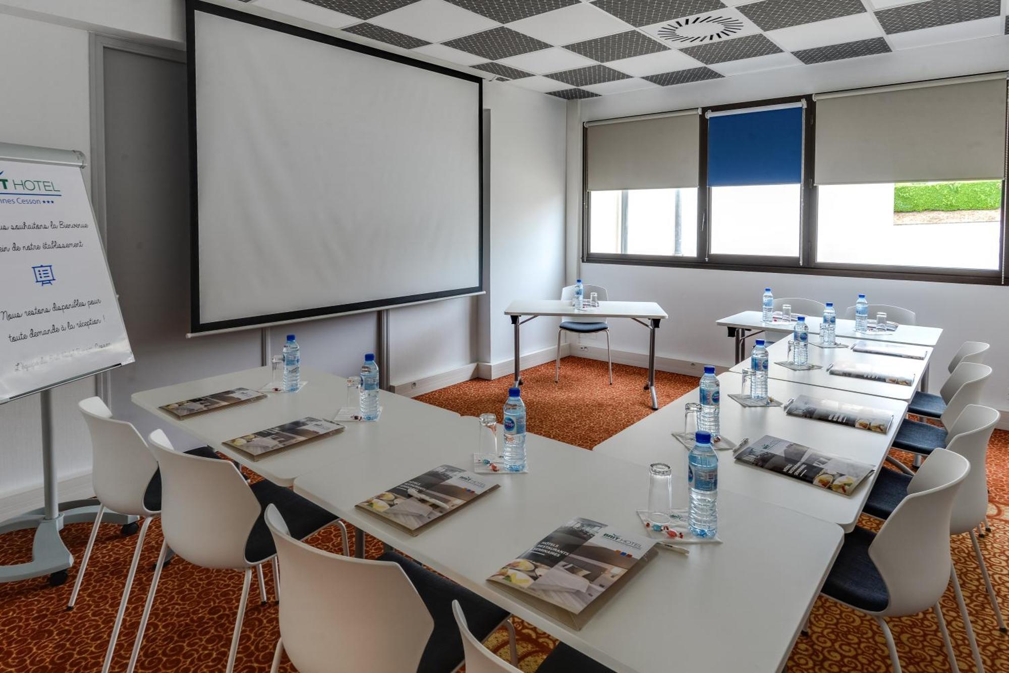 Brit Hotel Rennes Cesson Екстер'єр фото